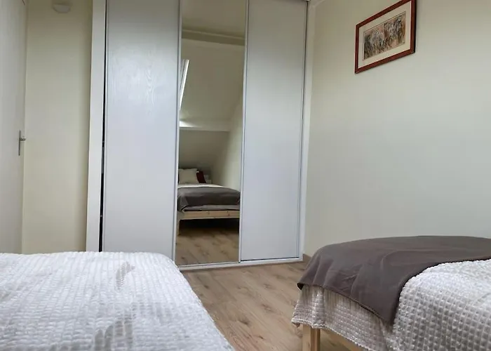 Tiny Paradise - 2 Bedrooms Apartment